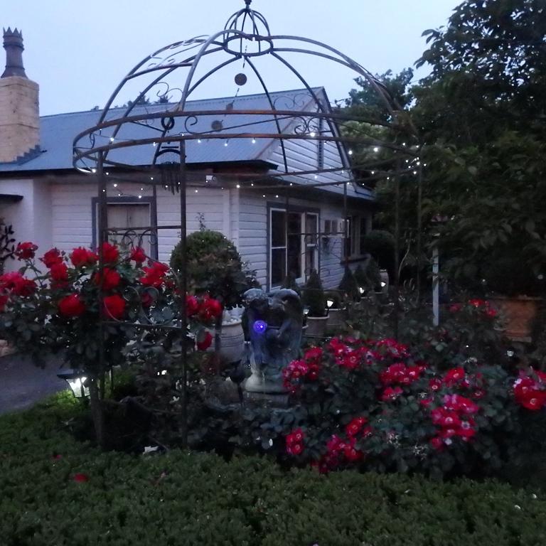 Bowral Road Art Gallery Bed And Breakfast Mittagong Kültér fotó